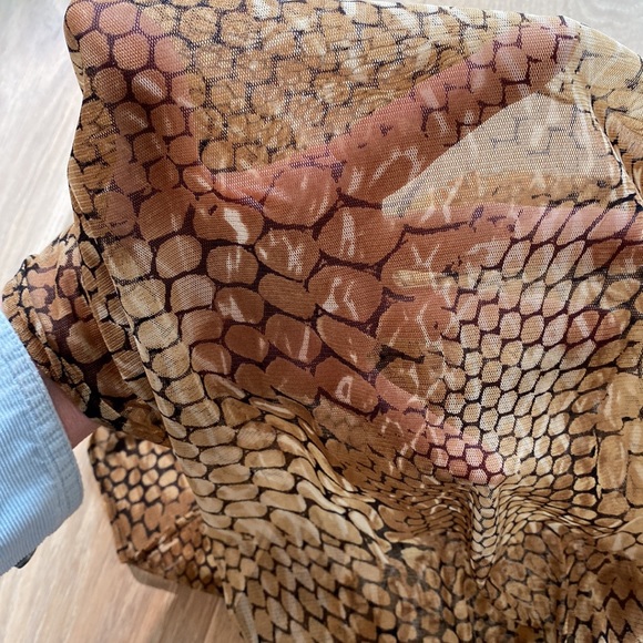 ANIMAL PRINT SHELL Flowy mesh graceful drape elastic waist - Picture 5 of 5